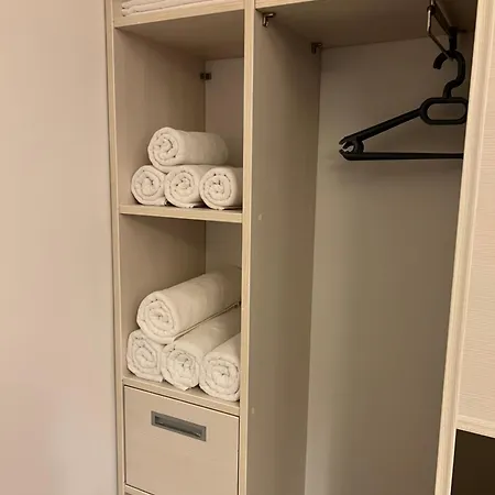 Comfortable And Hygienic Suetuedyo Διαμέρισμα *